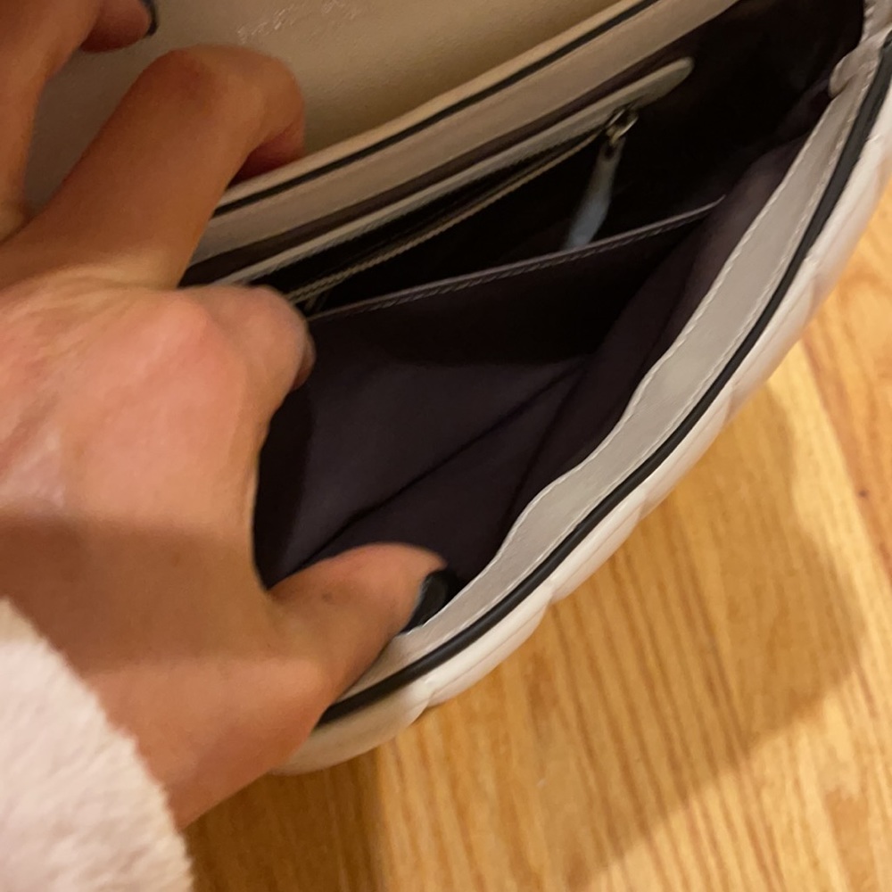 Henri Bendel 712 Convertible Bag - Picture 7 of 9